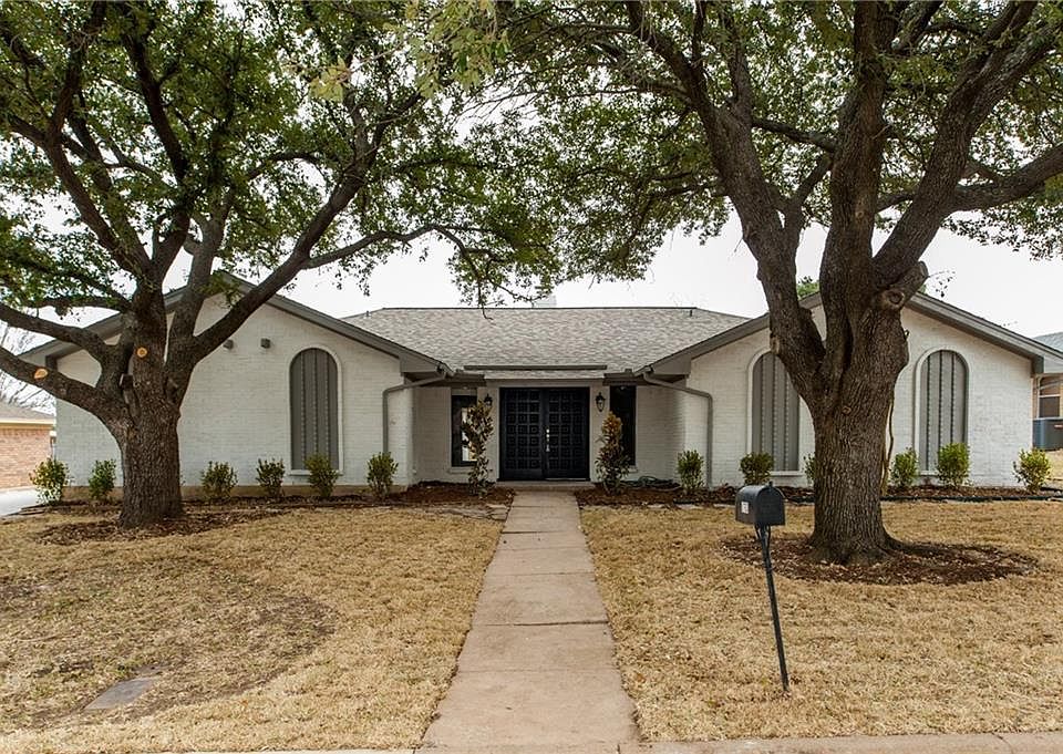1st image of 6763 Lancelot Ct
