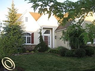 1st image of 863 Townsend Dr