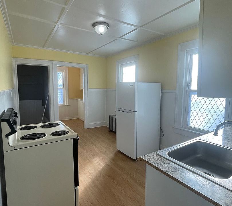 1st image of 23-29 Elm St #23
