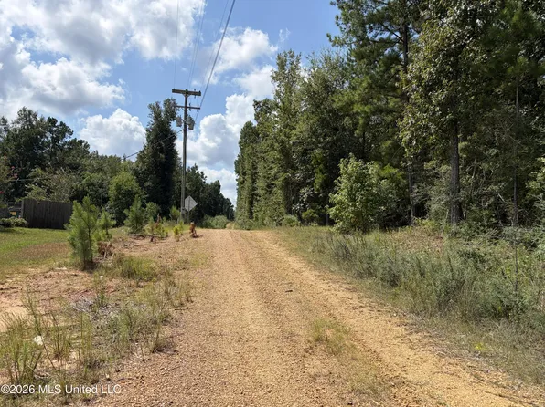 1059 Candy Ln, McComb, MS 39648