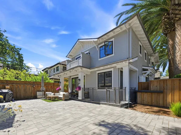 905 Waverley St, Palo Alto, CA 94301