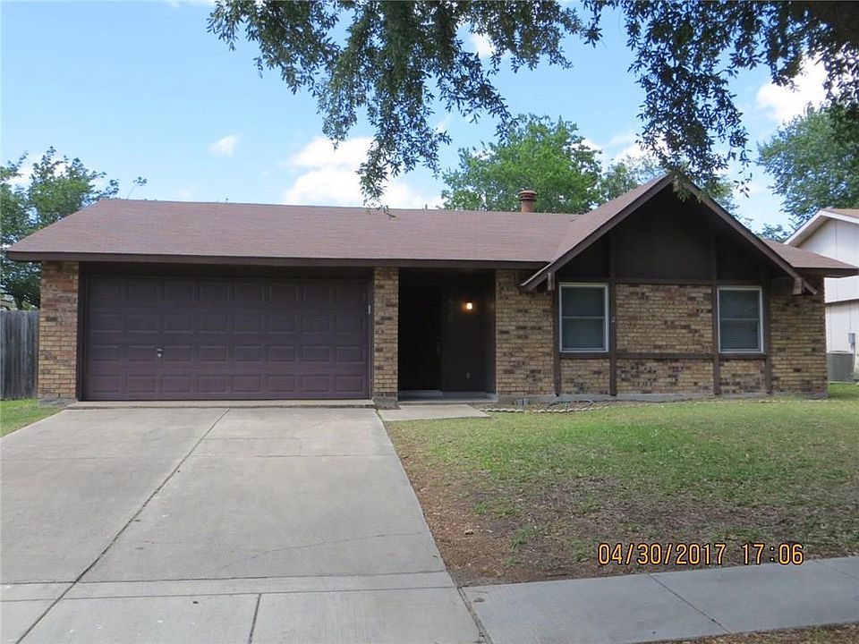 1st image of 426 Clearwood Dr