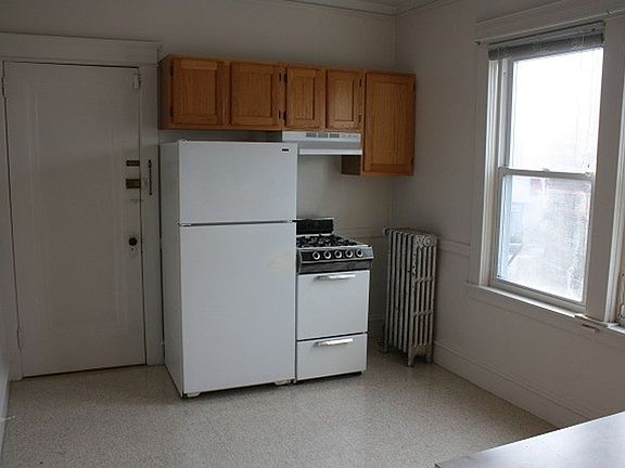 4th image of 107-111 Medway St