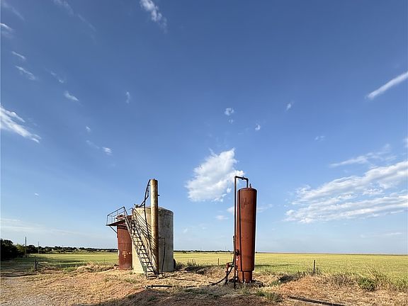 5th image of 11517 Highway 183