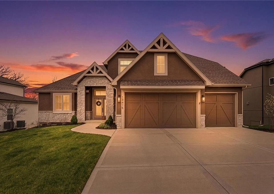 1st image of 13475 Terrace Park Dr