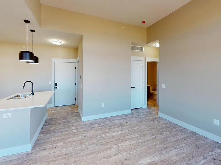 Element 30 Apartments — Photo 13