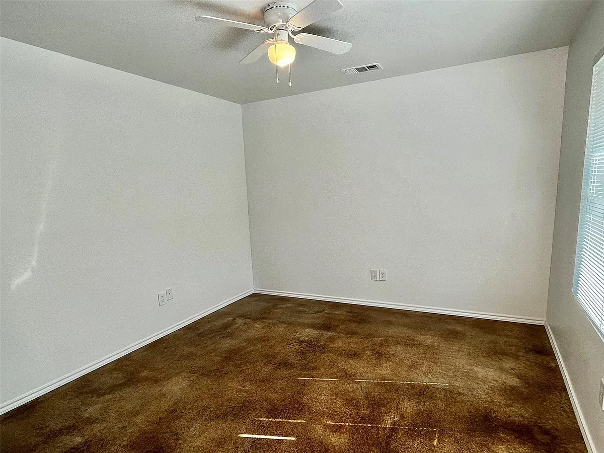 Building Photo - 618 Thomas St #A