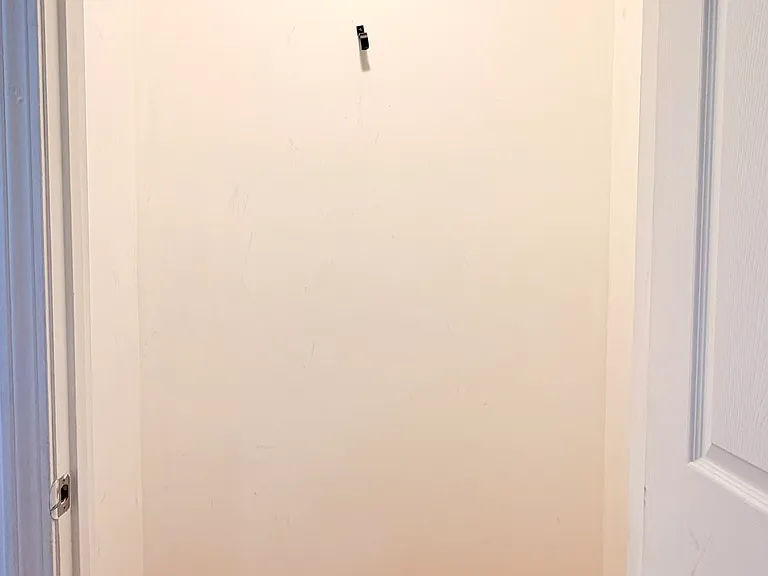 325 Main St #E — Photo 16
