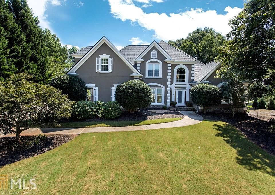 2nd image of 115 Wynstead Ct
