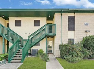 1516 Bay Area Blvd APT R6, Houston, TX 77058