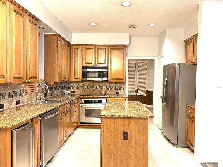 7710 Misty Fern Ct — Photo 10