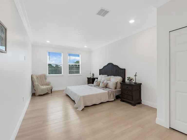 10067 Austrina Oak Loop — Photo 7