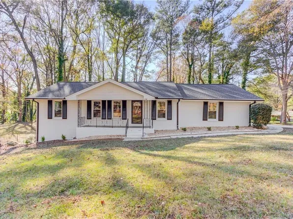 154 Huston Dr, Lawrenceville, GA 30044