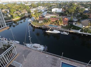 2450 NE 135th St APT 805, North Miami, FL 33181