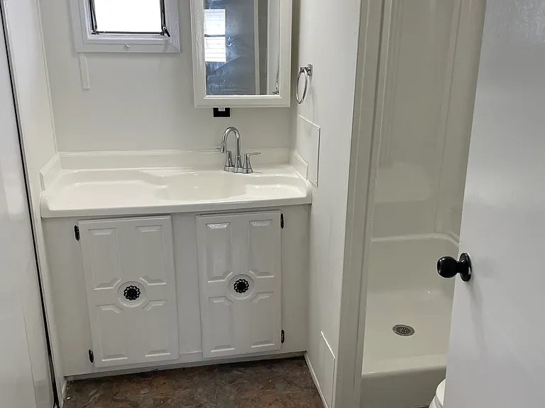 404 Cherry St — Photo 2