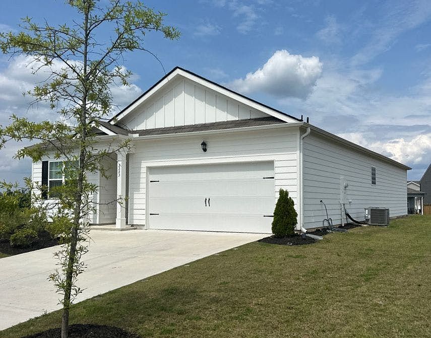 2nd image of 5553 Wintergreen Dr