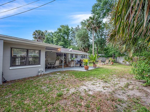 5th image of 2105 Cordova Dr