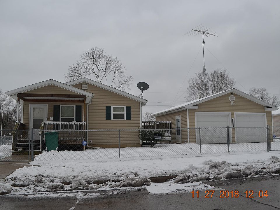 1st image of 740 Buss Ave