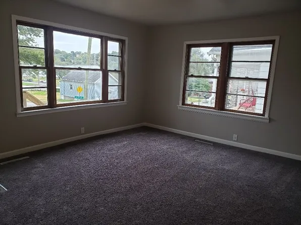 N 3rd Duplex, 1416-1418 N 3rd St, Saint Joseph, MO 64505