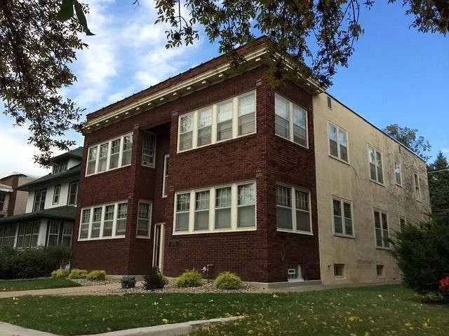 1003 Grand Ave — Photo 1
