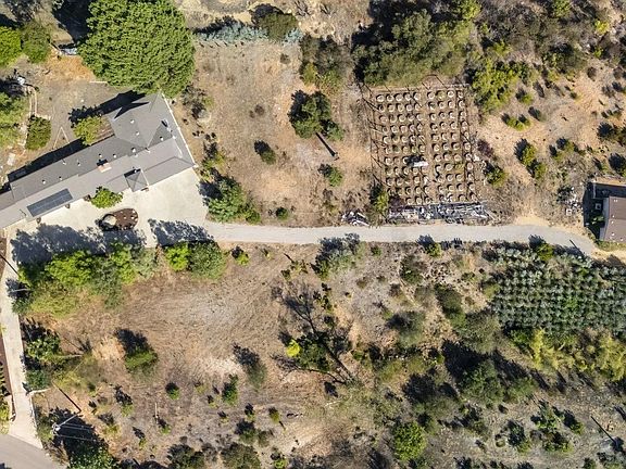 4th image of 38795 Harris Trl