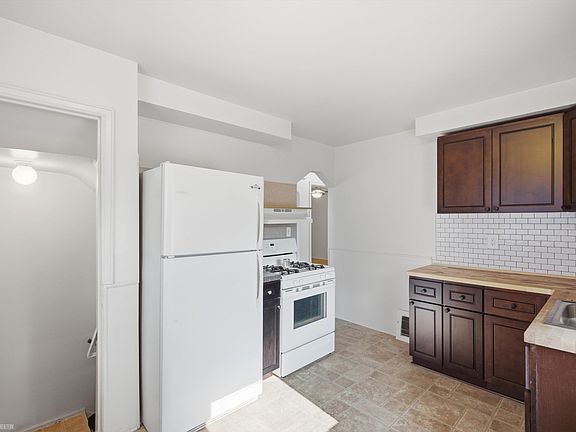 3rd image of 29850 John J St