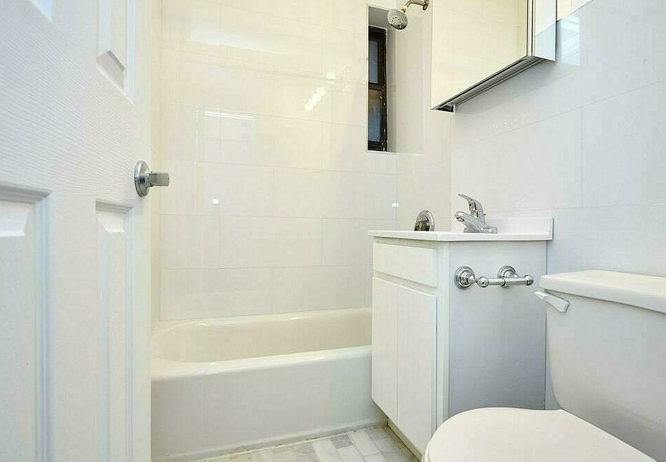 1st image of 185 Avenue C #5E