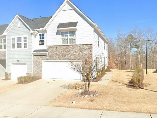 527 Catalina Grande Dr, Cary, NC 27519