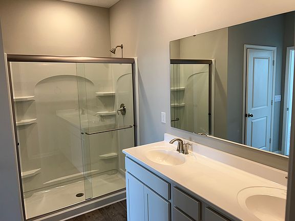 4th image of 2395 Larkspur Ln