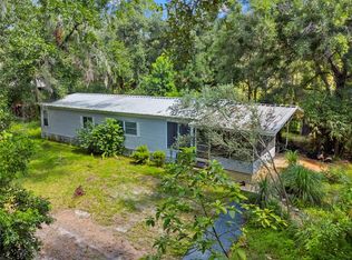 38545 County Line Rd, Zephyrhills, FL 33540