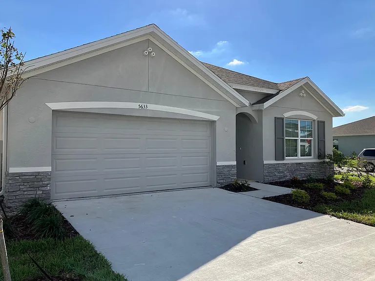 5633 Soft Skies Dr — Photo 2