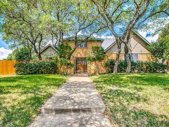 3rd image of 7505 Canyon Crest Ct