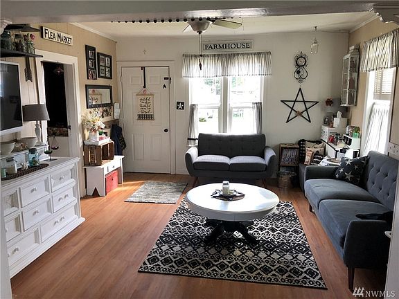 3rd image of 1331 Kulien Ave
