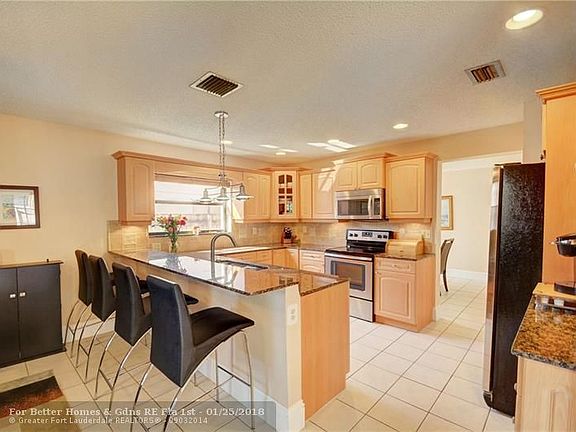 3rd image of 6350 Hawkes Bluff Ave