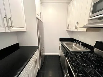 Rented by Nolita Group