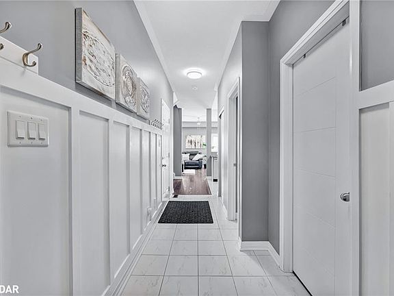 4th image of 7 Bedford Estates Cres