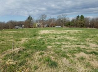 10180 Bunch Cir, Gravette, AR 72736