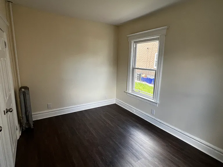64 Eaton Pl #2 — Photo 29