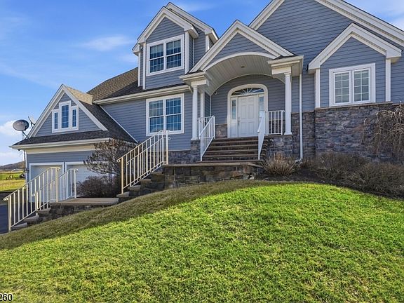 2nd image of 4 Coventry Rd