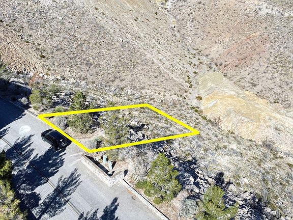 2nd image of 36 Sierra Crest Dr