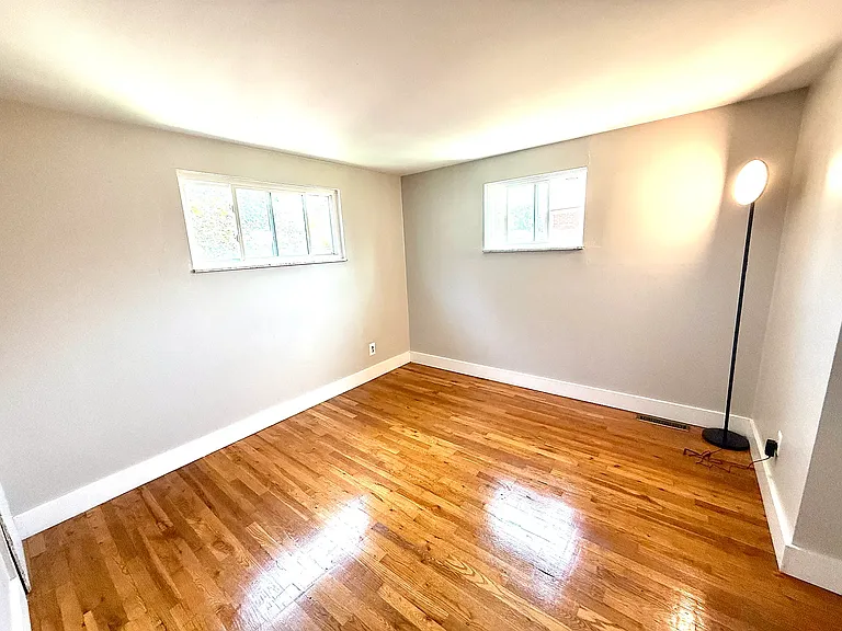 928 Woodhill Dr — Photo 11