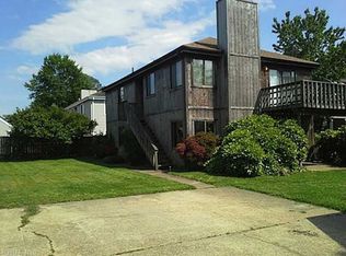 4735 N Greenwell Rd, Virginia Beach, VA 23455