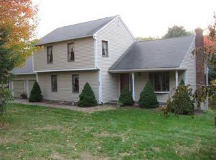 82 Tanglewood Rd, New Hartford, CT 06057