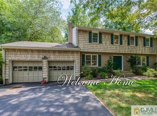 56 Yorktown Rd, East Brunswick, NJ 08816