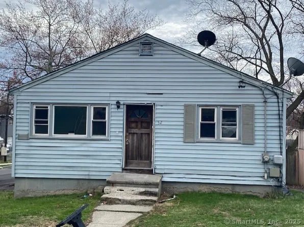 32 Ogden Street, West Haven, CT 06516