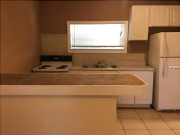 3rd image of 1735 12th Ave S