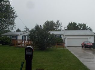 11900 Park Dr, Lennon, MI 48449