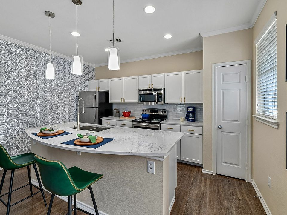 1st image of 5900 Baywater Dr #1-2304