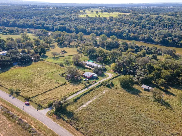 15069 Mitchell Bend Ct, Granbury, TX 76048