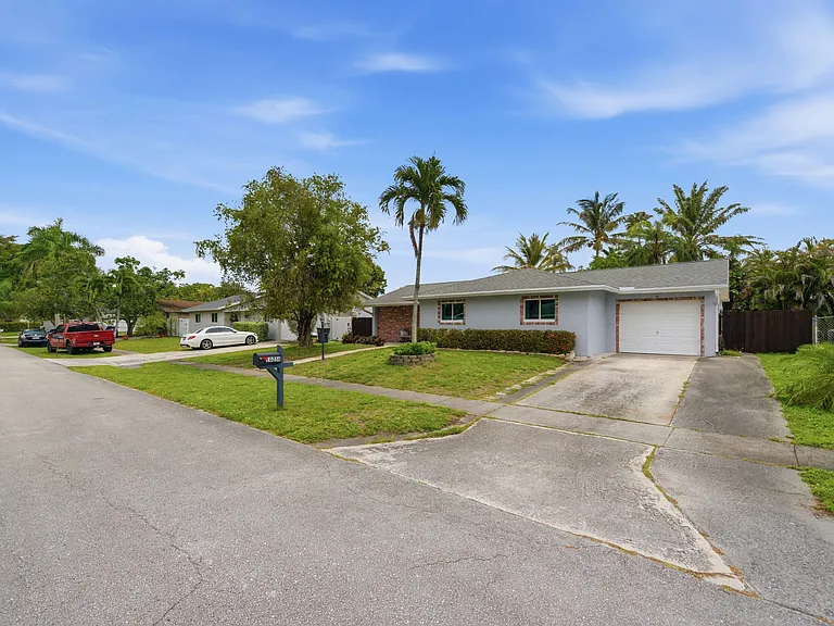 10234 Sleepy Brook Way — Photo 4